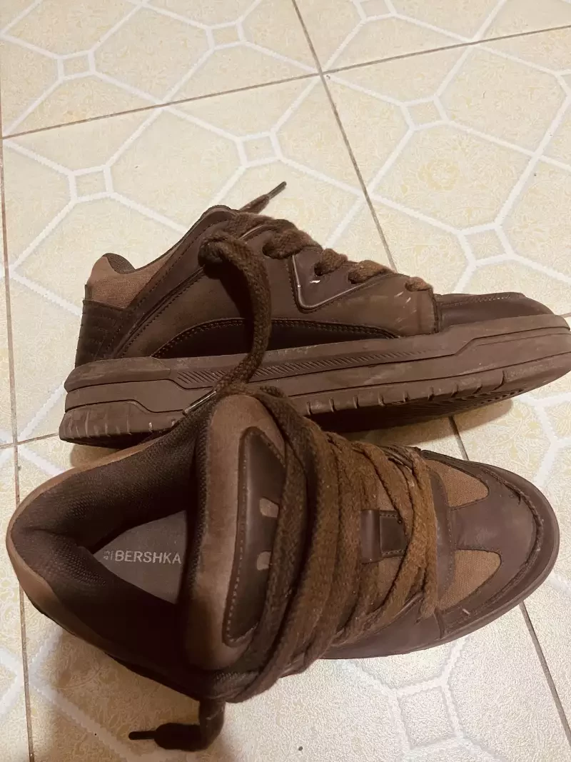 Redress Sneakers BERSHKA taille 43