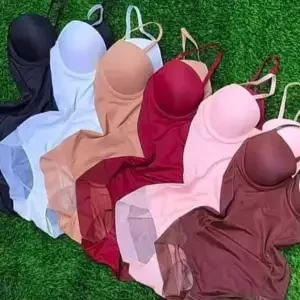 Vêtements  - M  - Neuf avec étiquette