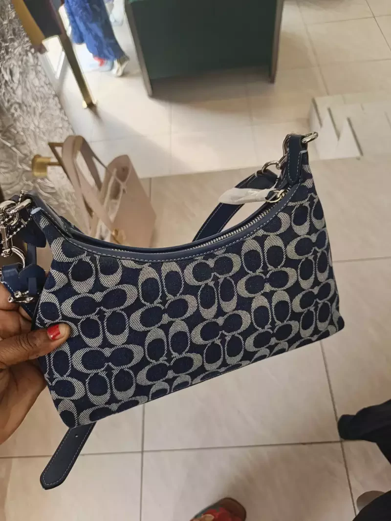Redress Sac disponible de suite