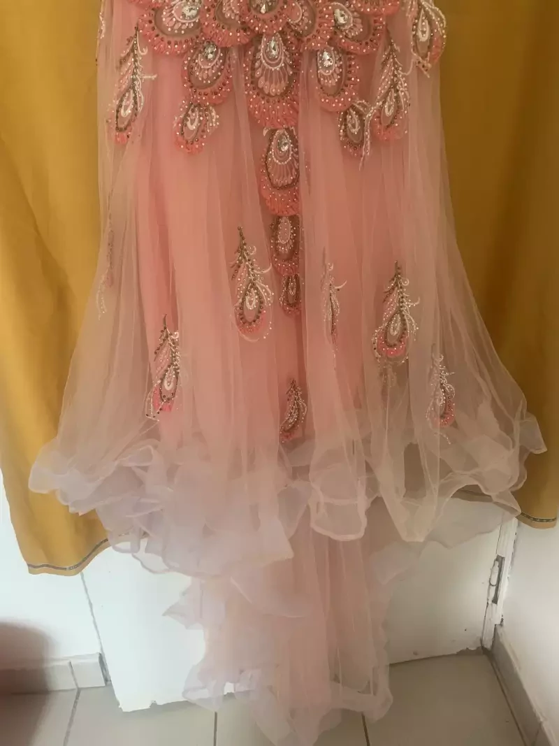 Redress Robe de cérémonie rose poudré à sequin- élégante et chic