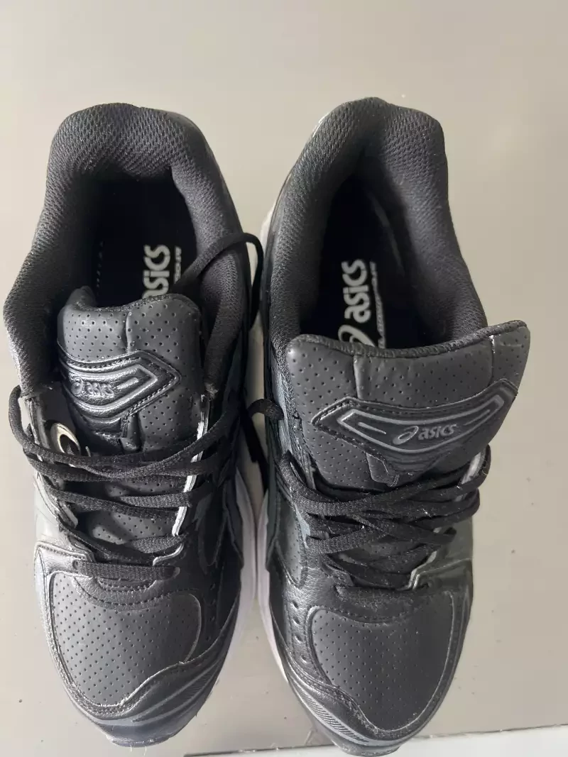 Redress ASICS