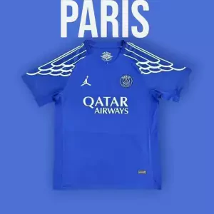 Maillot de foot   - Neuf avec étiquette